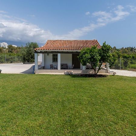 Casa De Los Aguacates Entre Marbella, Estepona Y Benahavis Villa Exterior foto