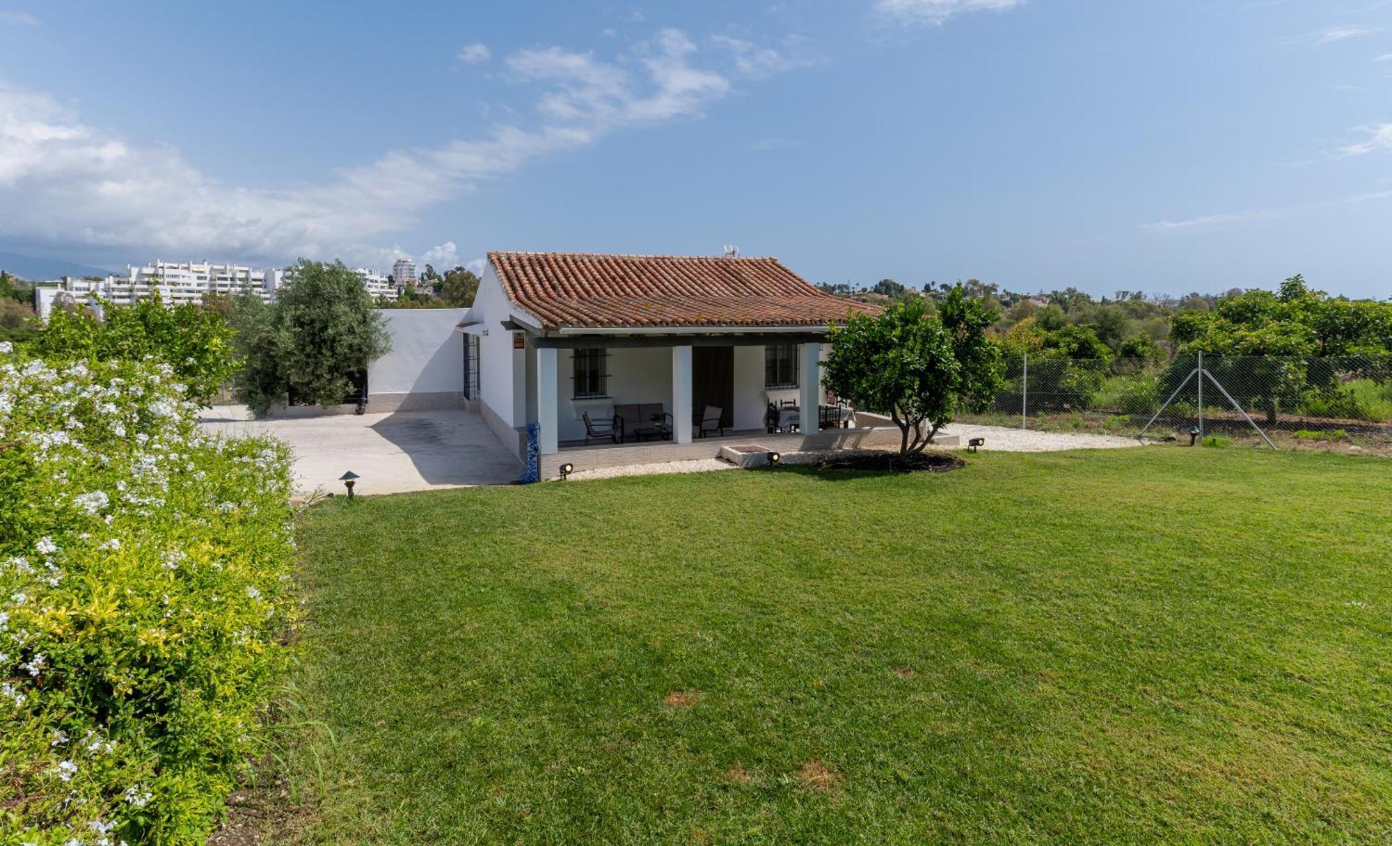 Casa De Los Aguacates Entre Marbella, Estepona Y Benahavis Villa Exterior foto