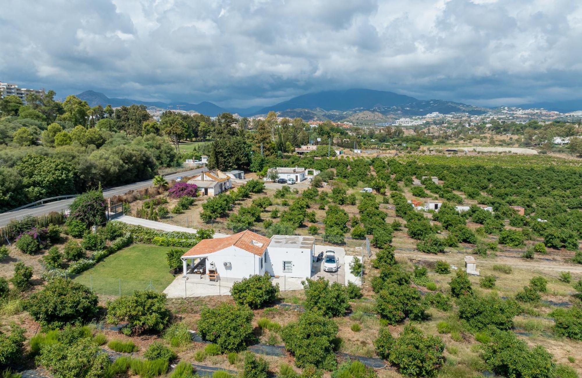 Casa De Los Aguacates Entre Marbella, Estepona Y Benahavis Villa Exterior foto